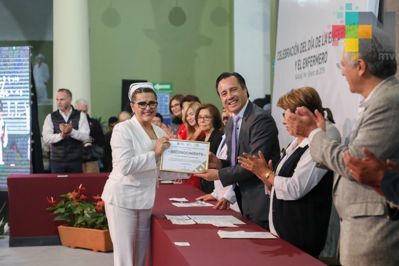 Anuncia gobernador Cuitláhuac García basificación y homologación a trabajadores de Salud