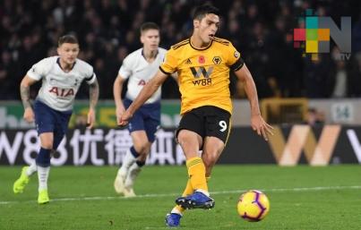 Raúl Jiménez y “Wolves” inician el 2019 con derrota