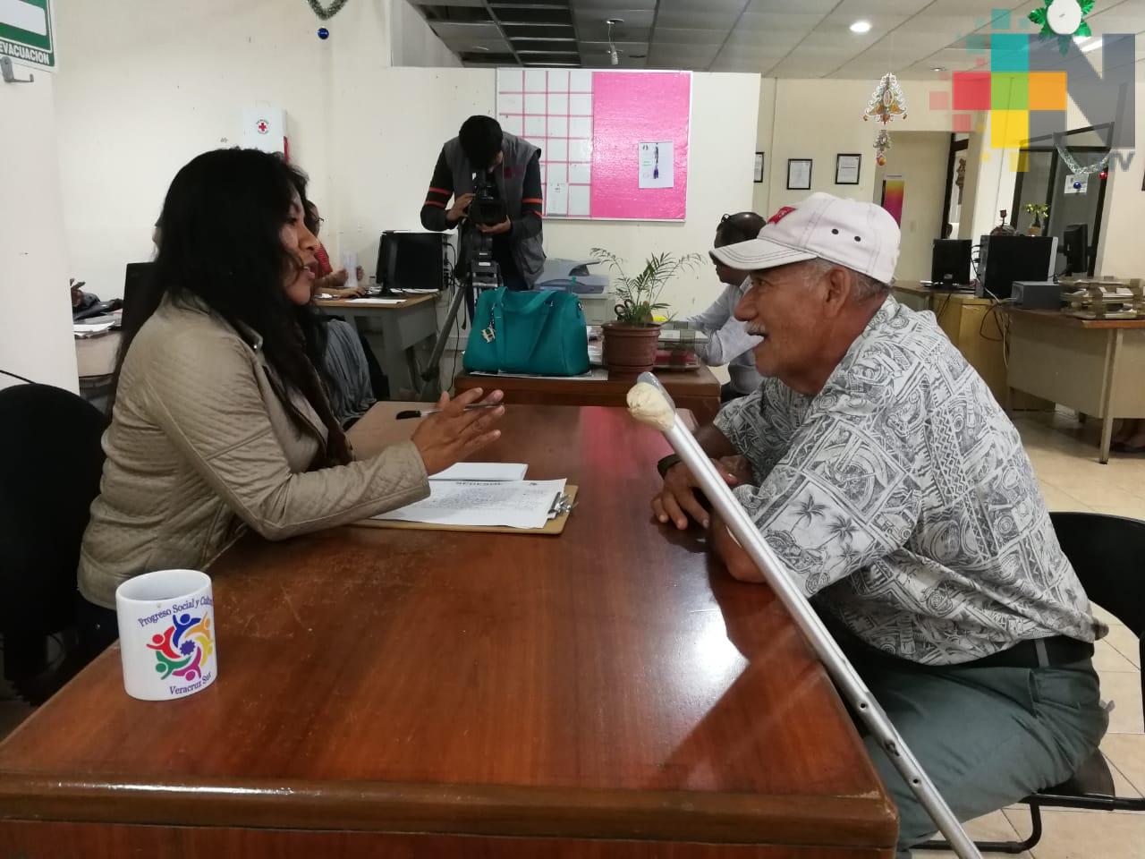 En Coatzacoalcos detectan que adultos mayores quieren duplicar apoyo de pensión universal