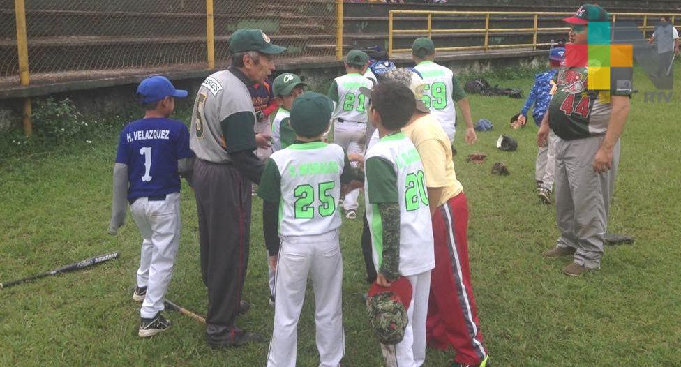 Xerxes Blázquez, toda una vida en el beisbol