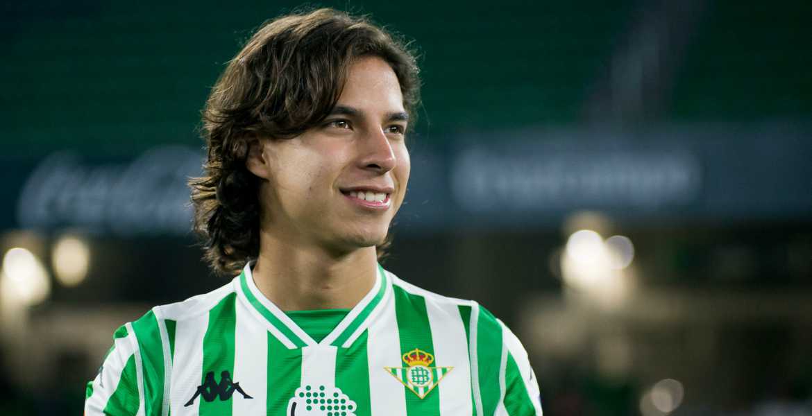 Con debut de Lainez, Betis reacciona y vence a Girona