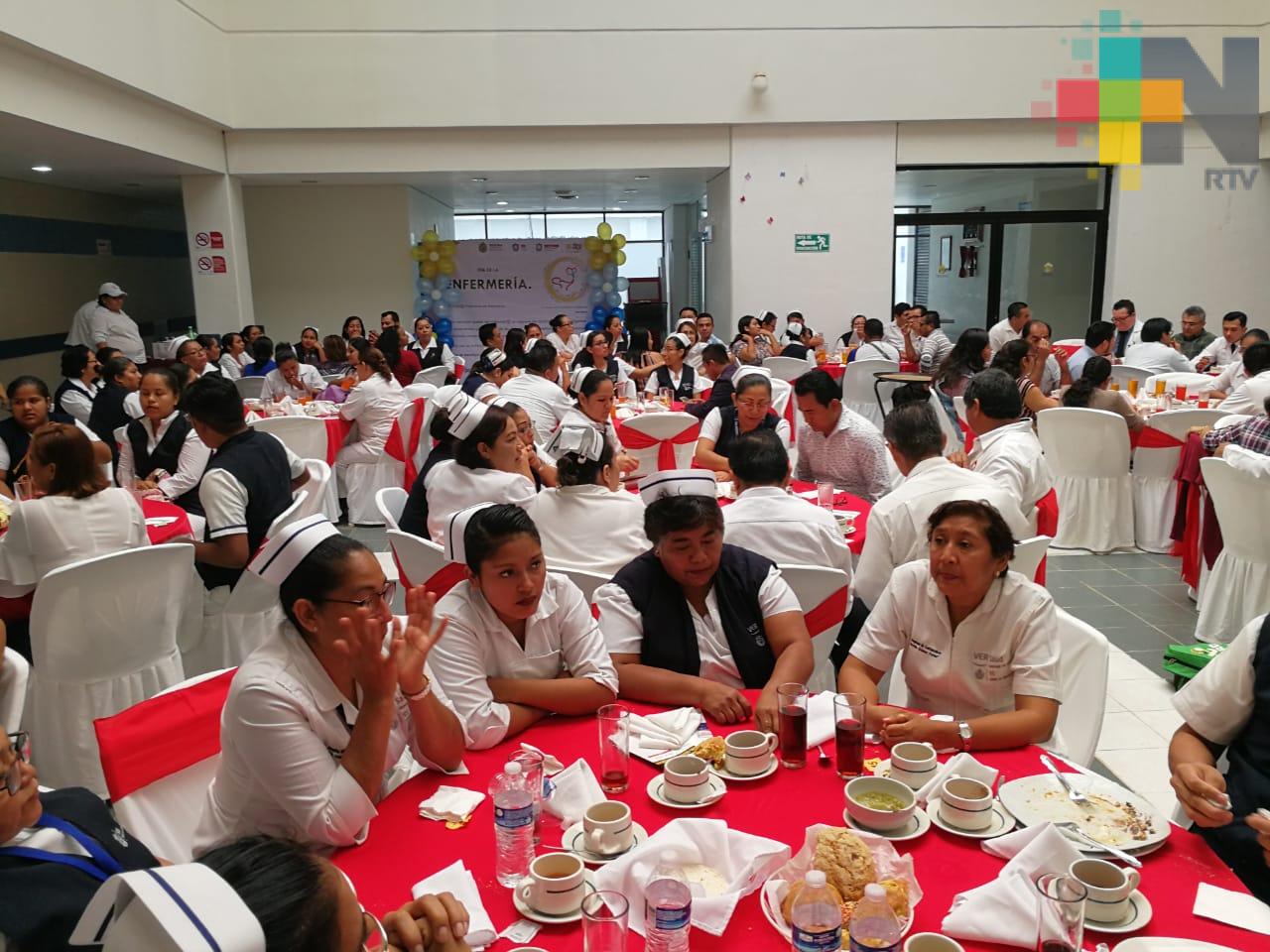 Celebran a las enfermeras del Hospital Regional de Coatzacoalcos