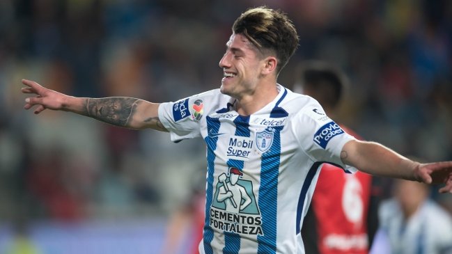 Pachuca goleó a Gallos Blancos