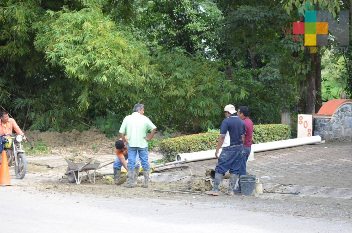 Da mantenimiento CAEV a línea de conducción de agua potable en Tantoyuca