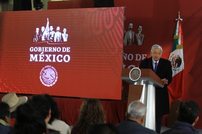 Plan contra robo de combustible fortaleció el peso: López Obrador