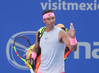 Nadal arrolla a Tsitsipas y disputará título en Abierto de Australia