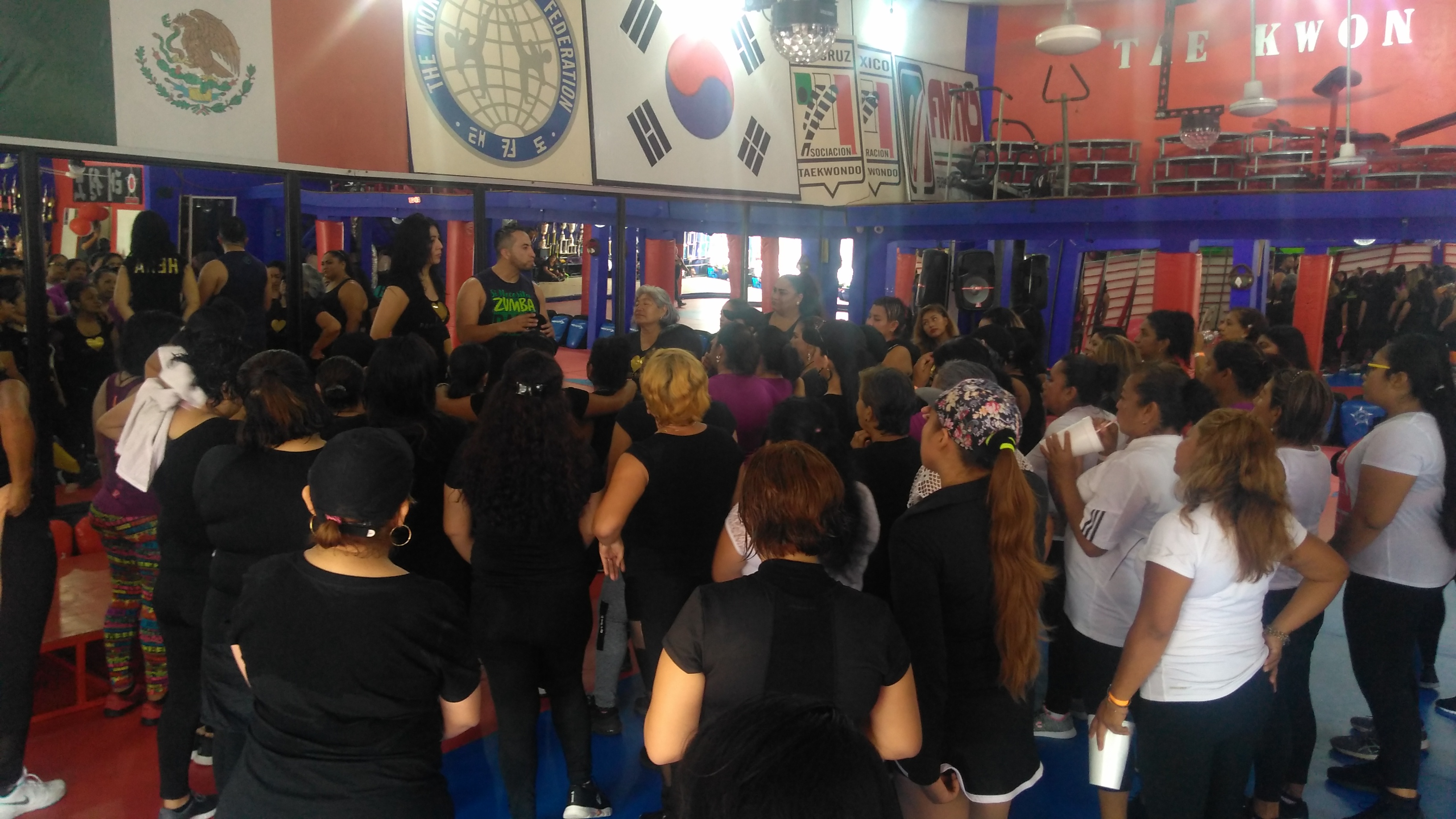 Realizaron taller de zumba en Coatzacoalcos