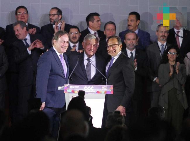 Afectar economía de empresas perjudicará al país, advierte López Obrador
