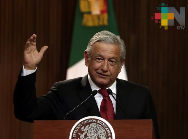 Gobierno federal fortalecerá la Constitución para consolidar democracia