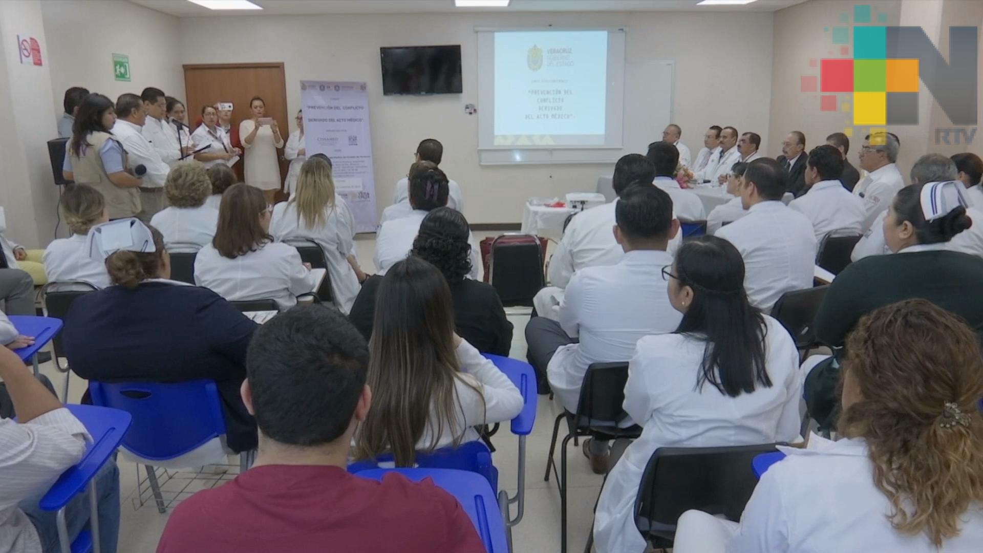 Imparten el curso “Prevención de conflicto derivado del acto médico”, en Boca del Río