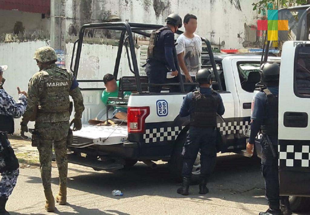 Detienen a presuntos asaltantes de casas de empeño en Veracruz