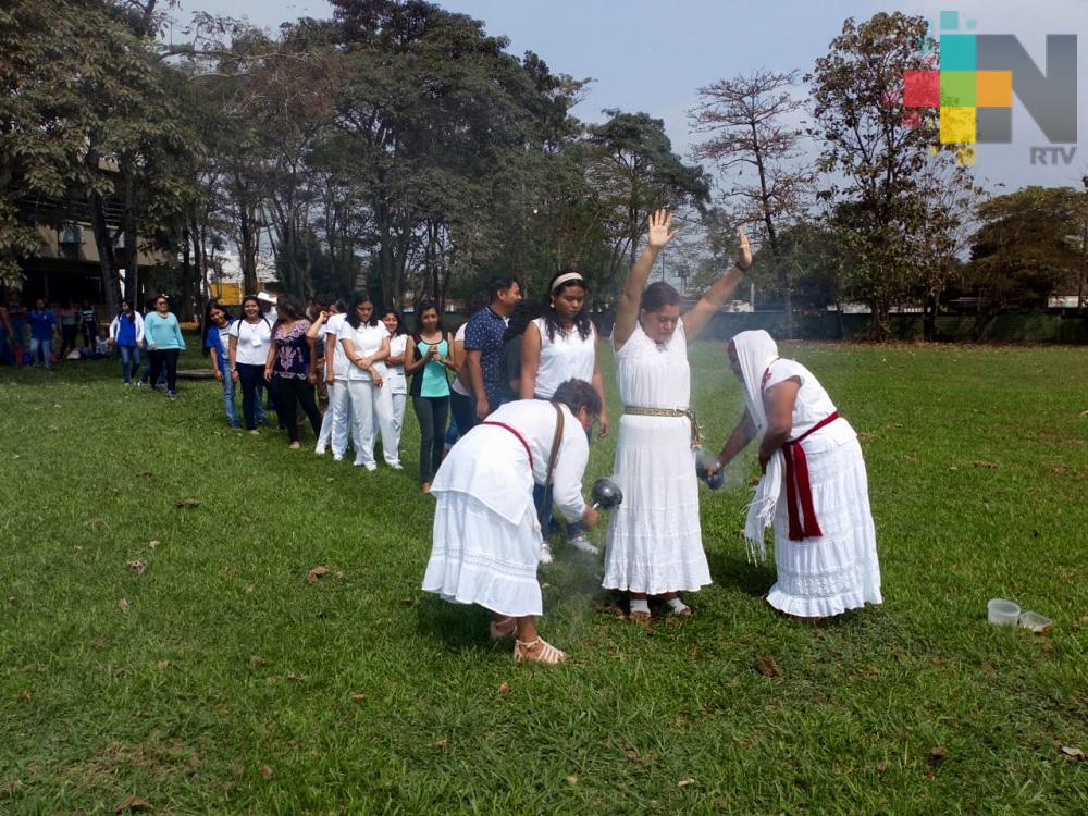 En Minatitlán realizan ritual para obtener energía positiva