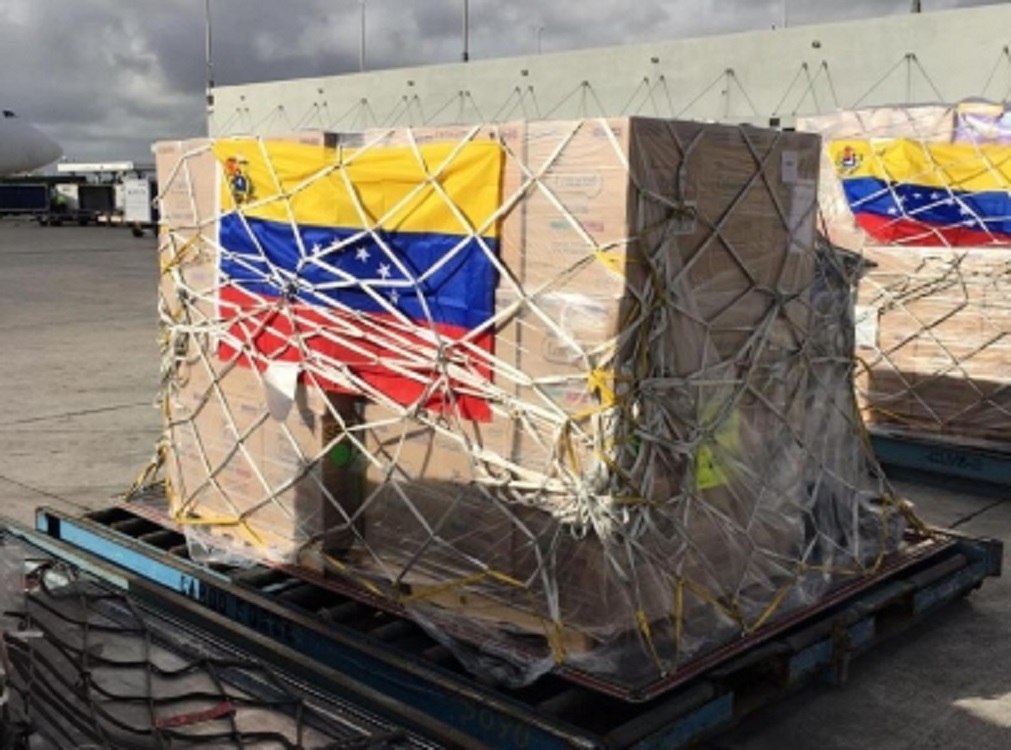 Entra primer camión con alimentos y medicinas a Venezuela por Brasil