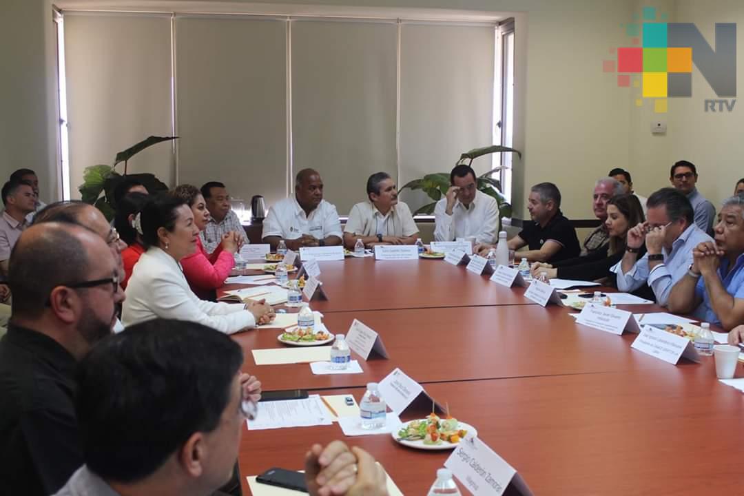 Presumir a Veracruz más allá de su geografía debe llenarnos de orgullo: Eric Cisneros Burgos