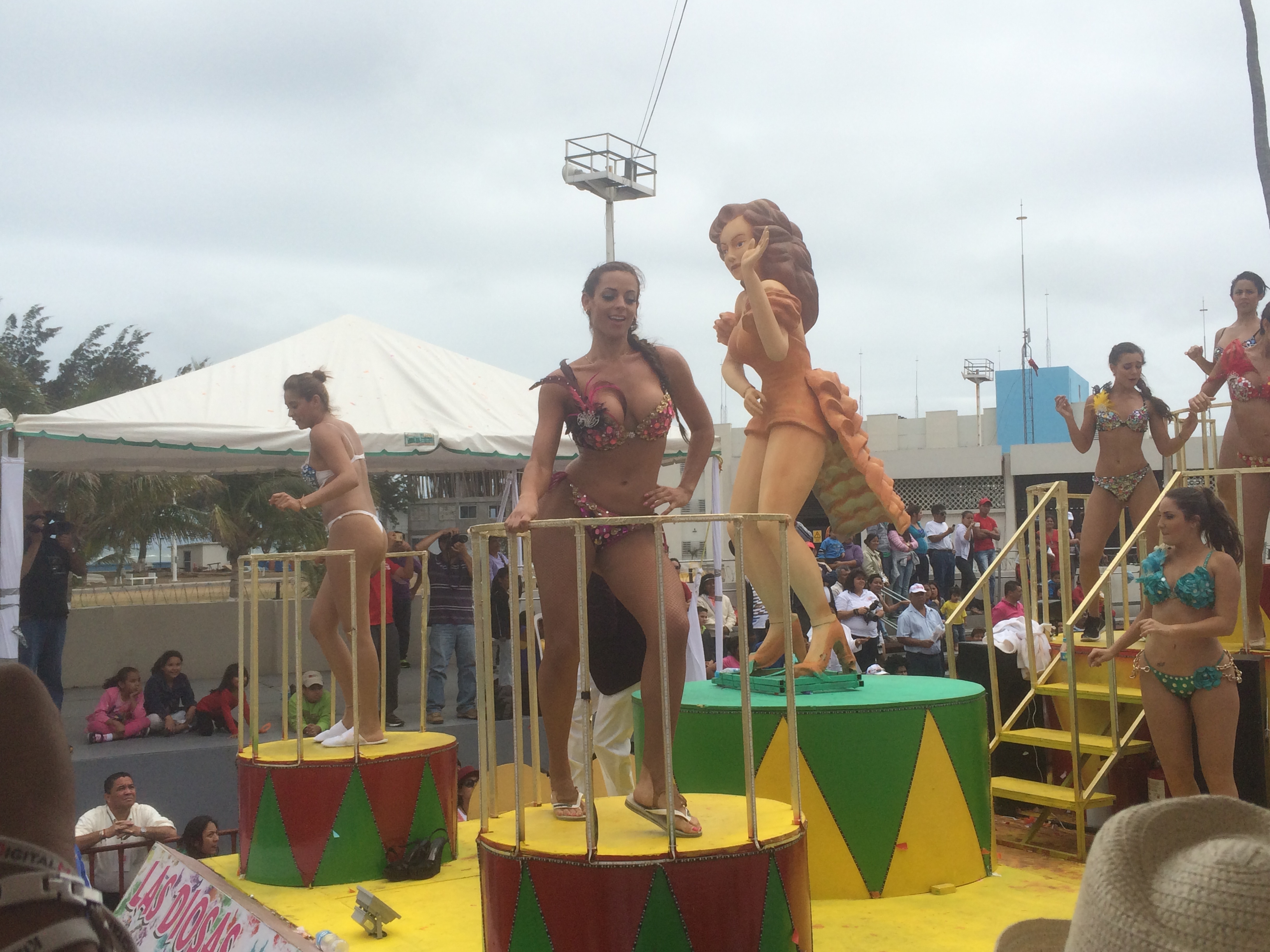 Saldo blanco en el primer día de festividades del Carnaval: Protección Civil