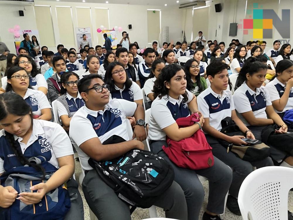 Ayuntamiento de Coatzacoalcos busca prevenir embarazos no deseados en jóvenes