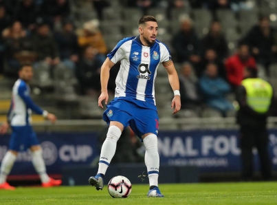 Con Héctor Herrera y Jesús Corona, Porto empata con Vitória Guimarães