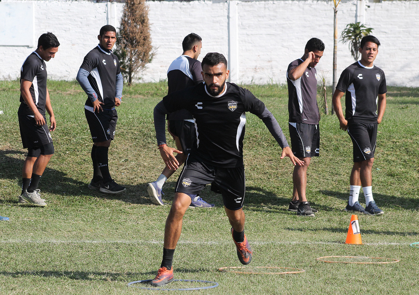 Albinegros de Orizaba a la caza de Coyotes de Tlaxcala