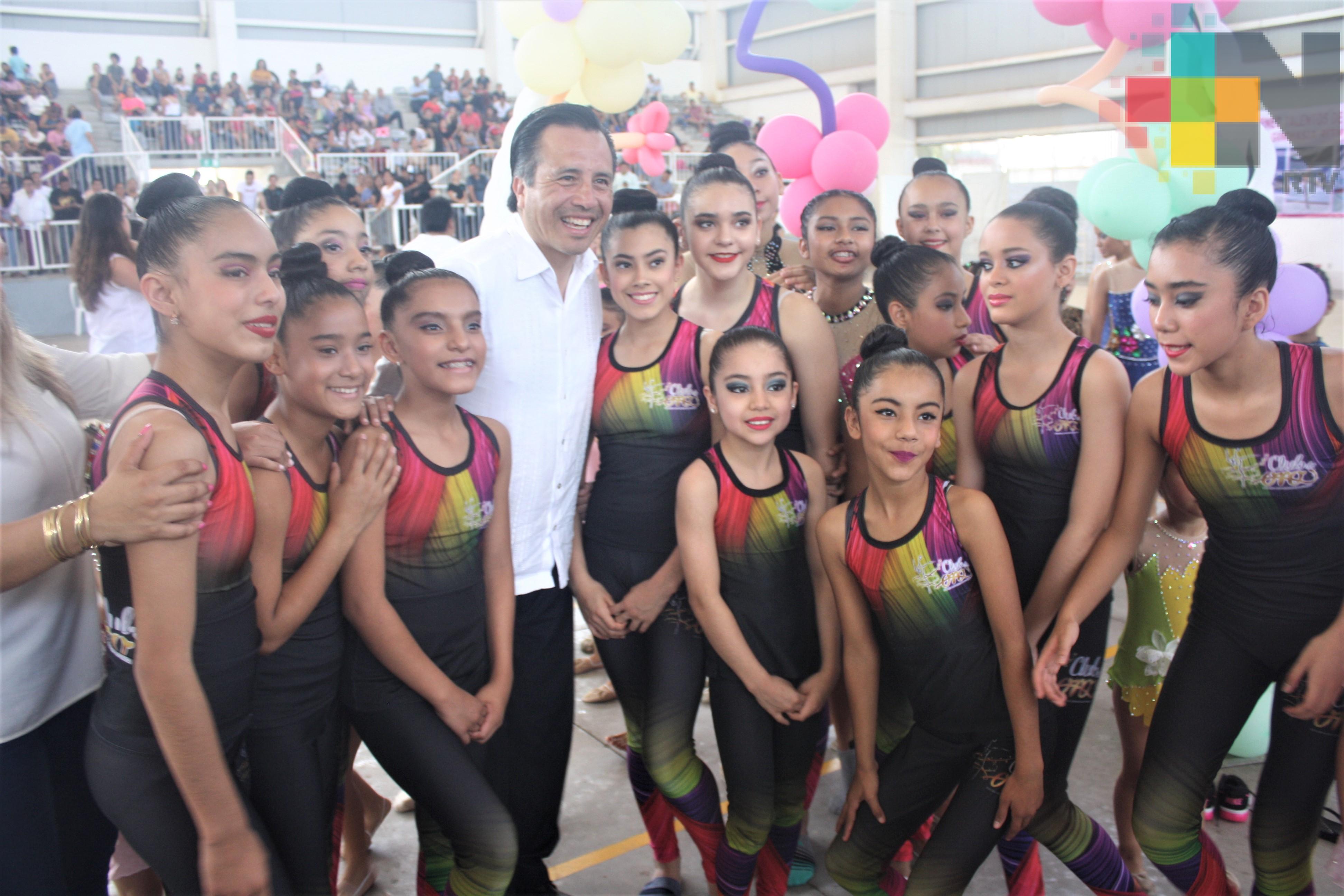 Desarrollan con éxito Torneo Talentos de Oro de gimnasia