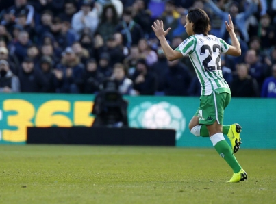 Diego Lainez disputará Europa League con Real Betis