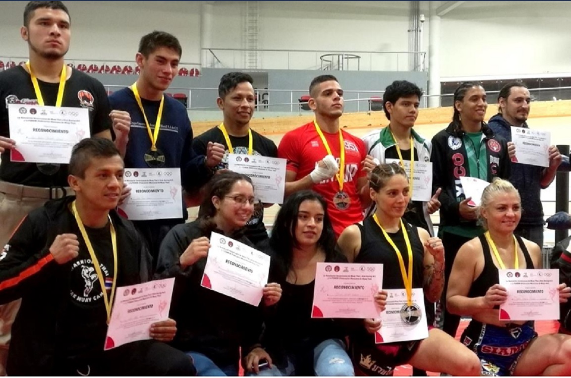 Luce Estatal de Muay Thai en Velódromo de Xalapa