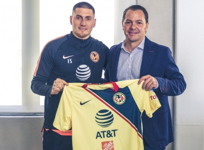 Nicolás Castillo acepta que debe ganarse un lugar en el América