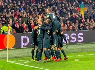 Real Madrid vence al Ajax y encamina su pase a cuartos de Champio
