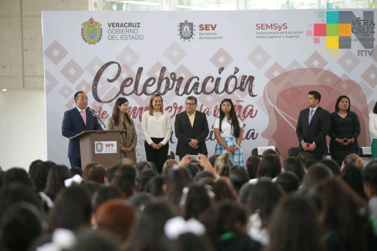 Reconoce SEV a jóvenes, investigadoras y docentes involucradas en la ciencia