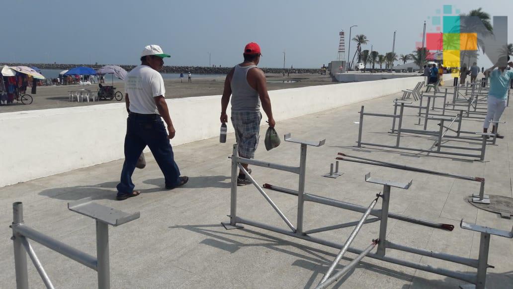 Inicia montaje de gradas para Carnaval de Veracruz