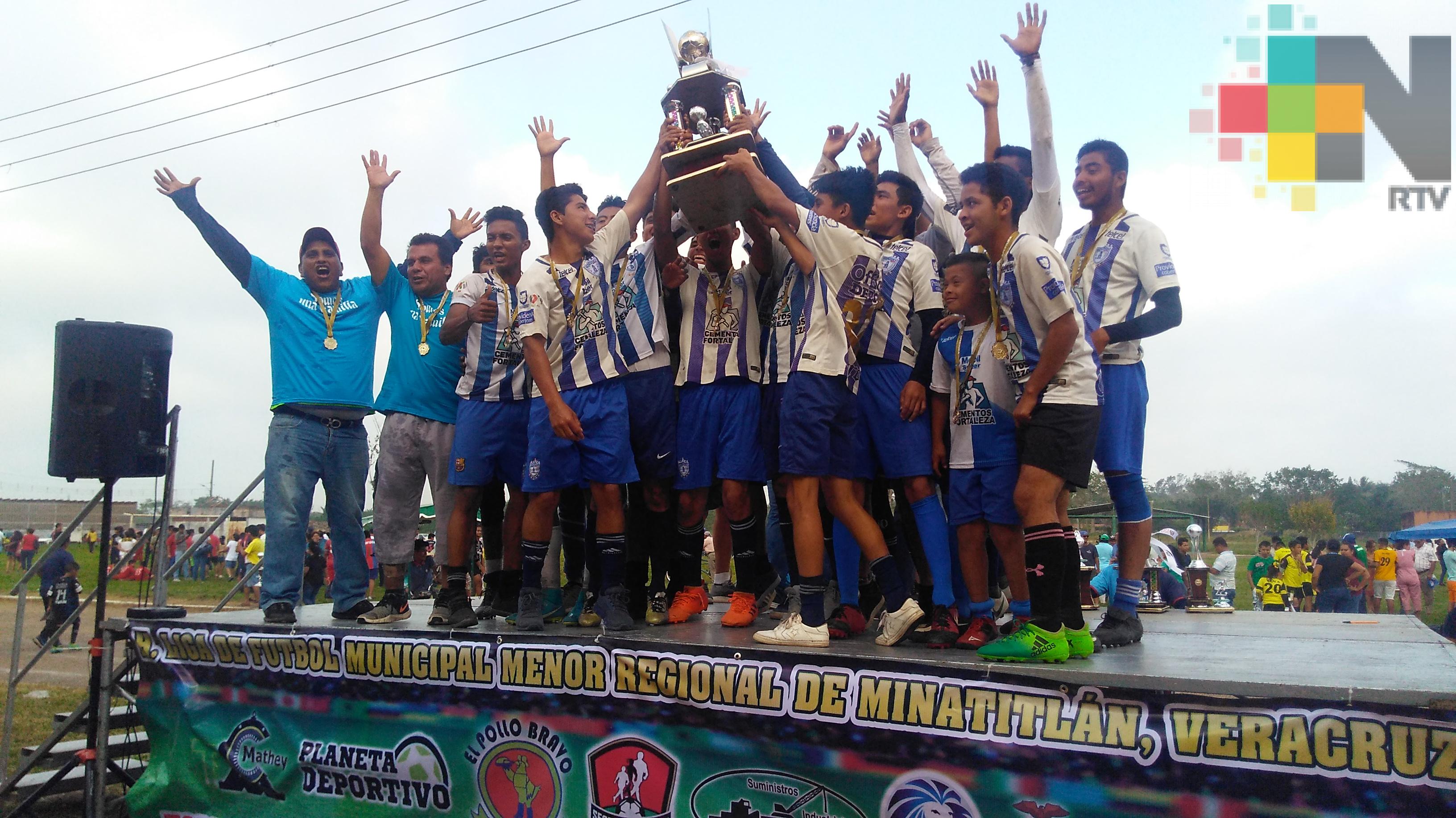 Premiaron a los mejores equipos de la Liga Regional de Futbol
