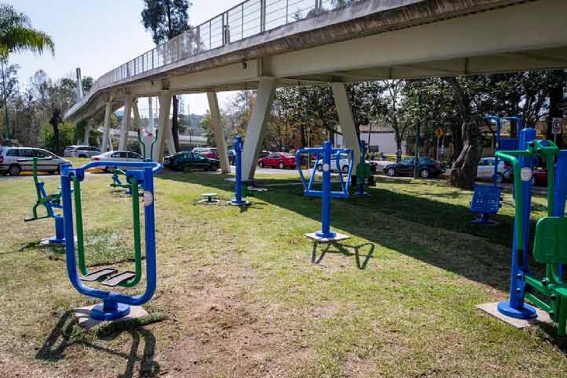 UV realiza significativo trabajo en infraestructura deportiva