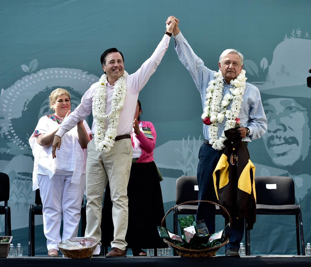 Regresamos para dar una clase de democracia: Cuitláhuac García