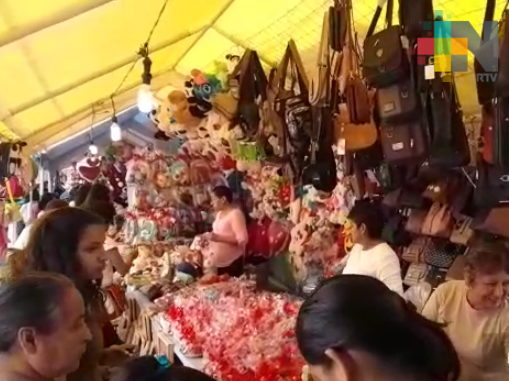 Instalan “Tianguis del amor” en Tuxpan