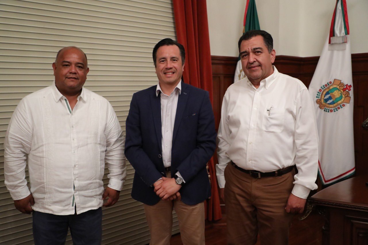 Recibe Gobernador de Veracruz a nuevo delegado de la FGR