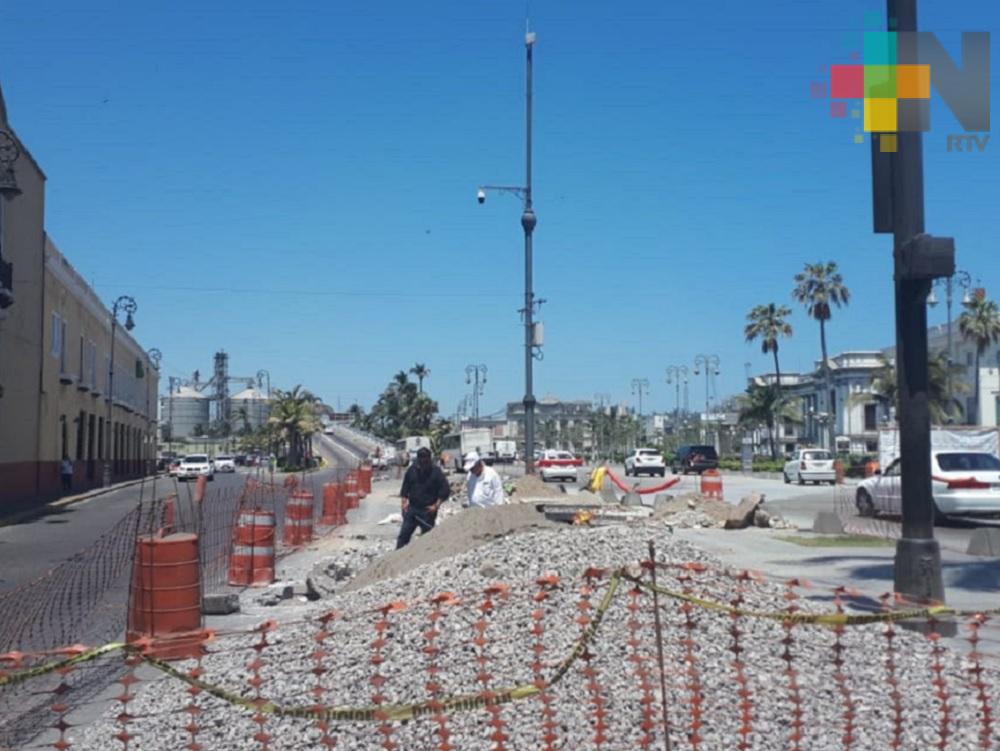 Cierran circulación vehicular el carril norte-sur del puente Morelos de Veracruz puerto