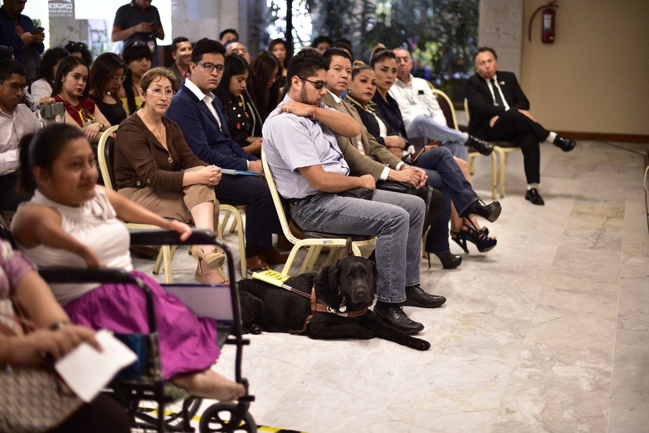 Realizan Conversatorio “Mujer y Discapacidad” en el Congreso del Estado