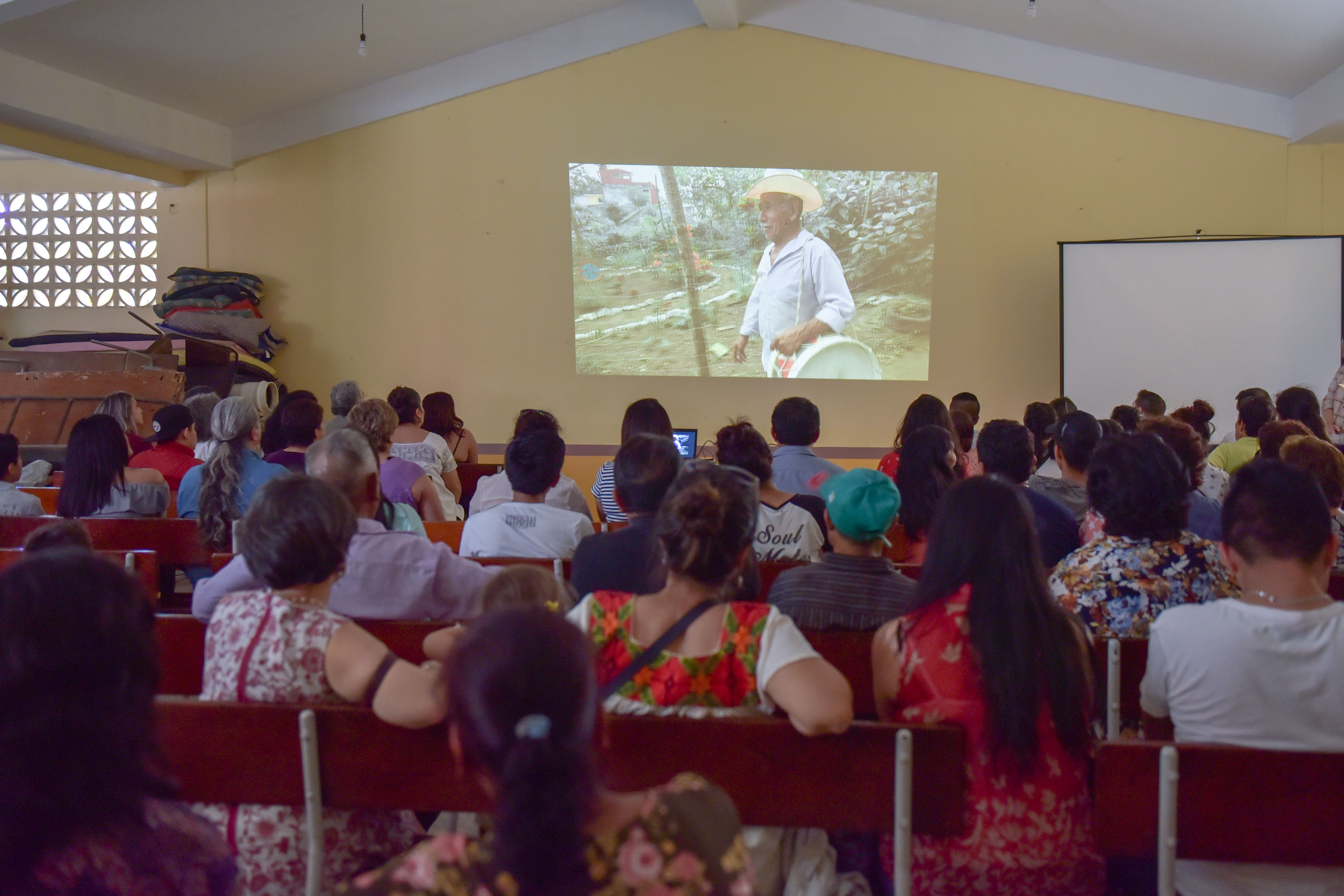 Se presenta en Chiltoyac el documental La Danza del Caballito del Señor Santiago