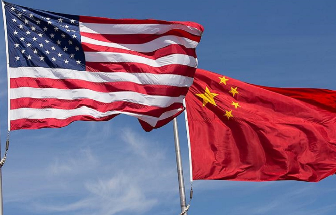 Guerra comercial entre China y EUA ocasiona incertidumbre al peso