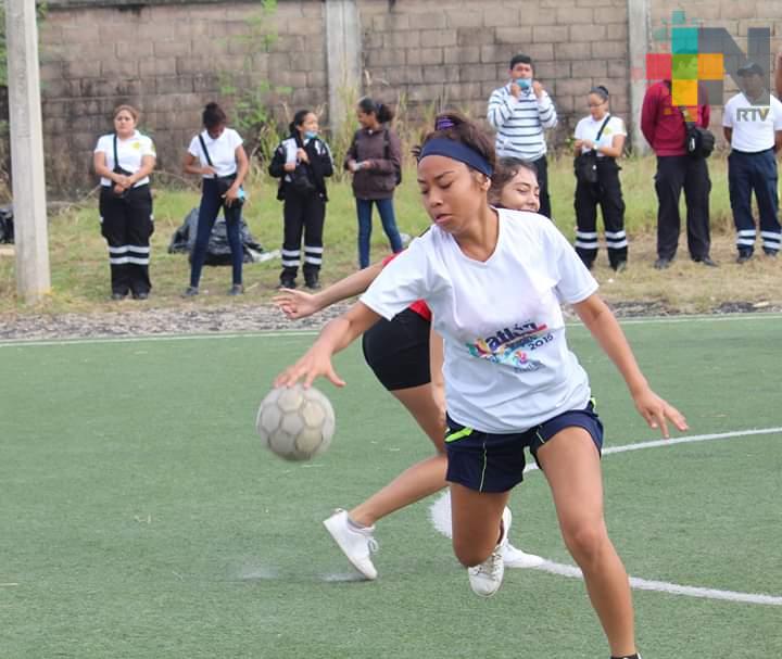 Entrenadores veracruzanos de balonmano, se actualizan