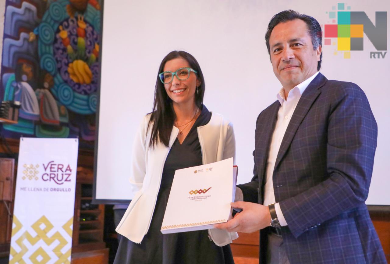 Lista la entrega del Plan Veracruzano de Desarrollo: PROGOB