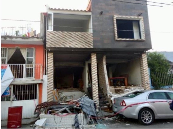 Explosión en Xalapa esta madrugada dañó 12 viviendas