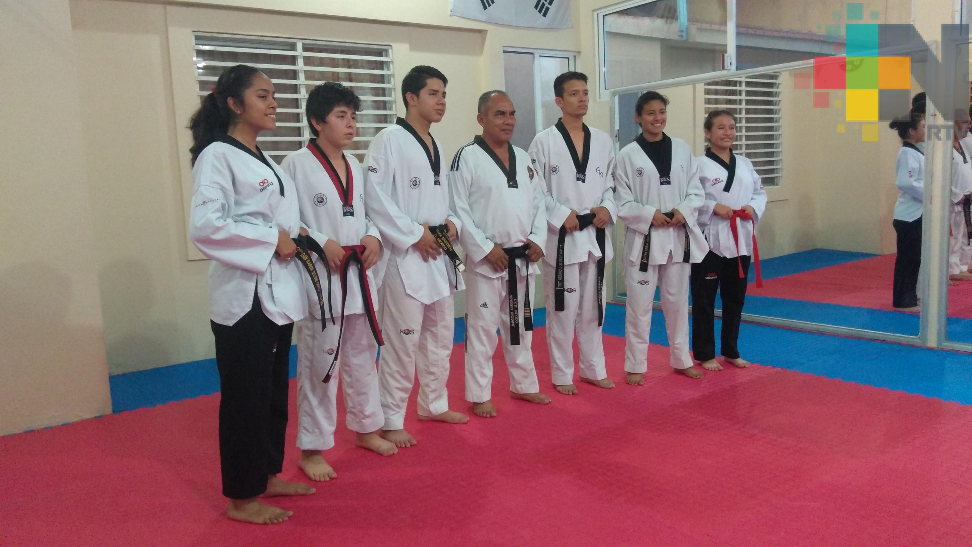 Elementos de Academia Nacional de Taekwondo avanzan rumbo Universiada y Juegos Escolares