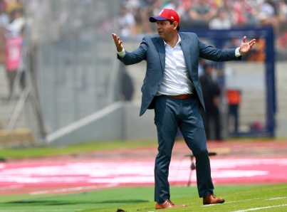 Chivas anuncia salida de paraguayo José Saturnino Cardozo