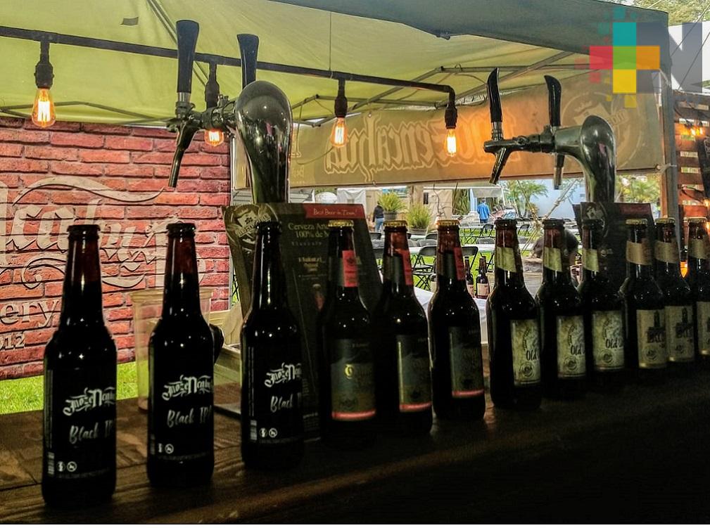 Niebla Fest Circus reúne a expositores de cervezas artesanales en Xalapa