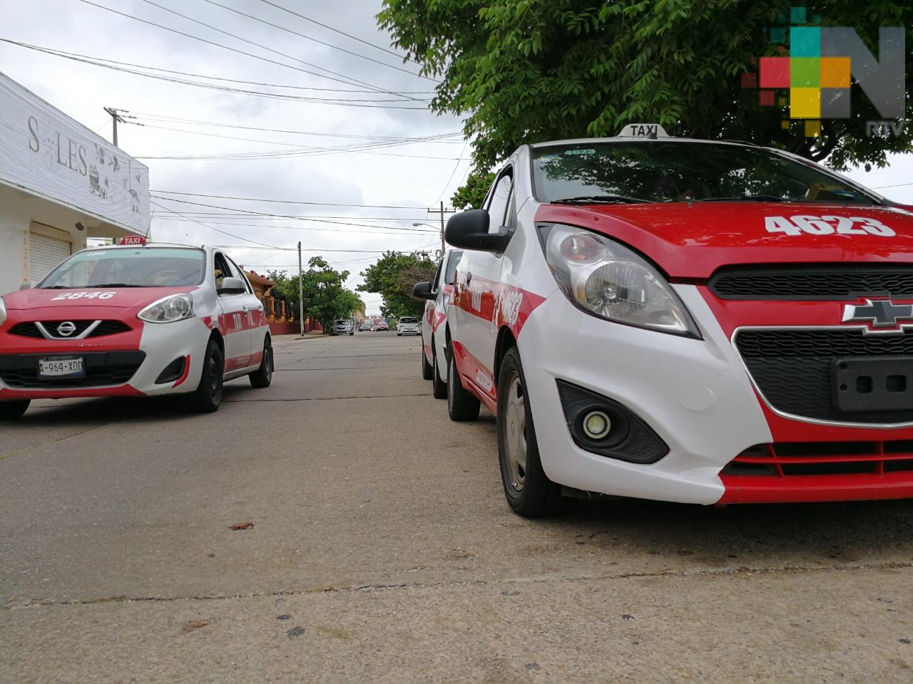 Solicitan taxistas de Coatzacoalcos visita del director de Transporte Público de Veracruz