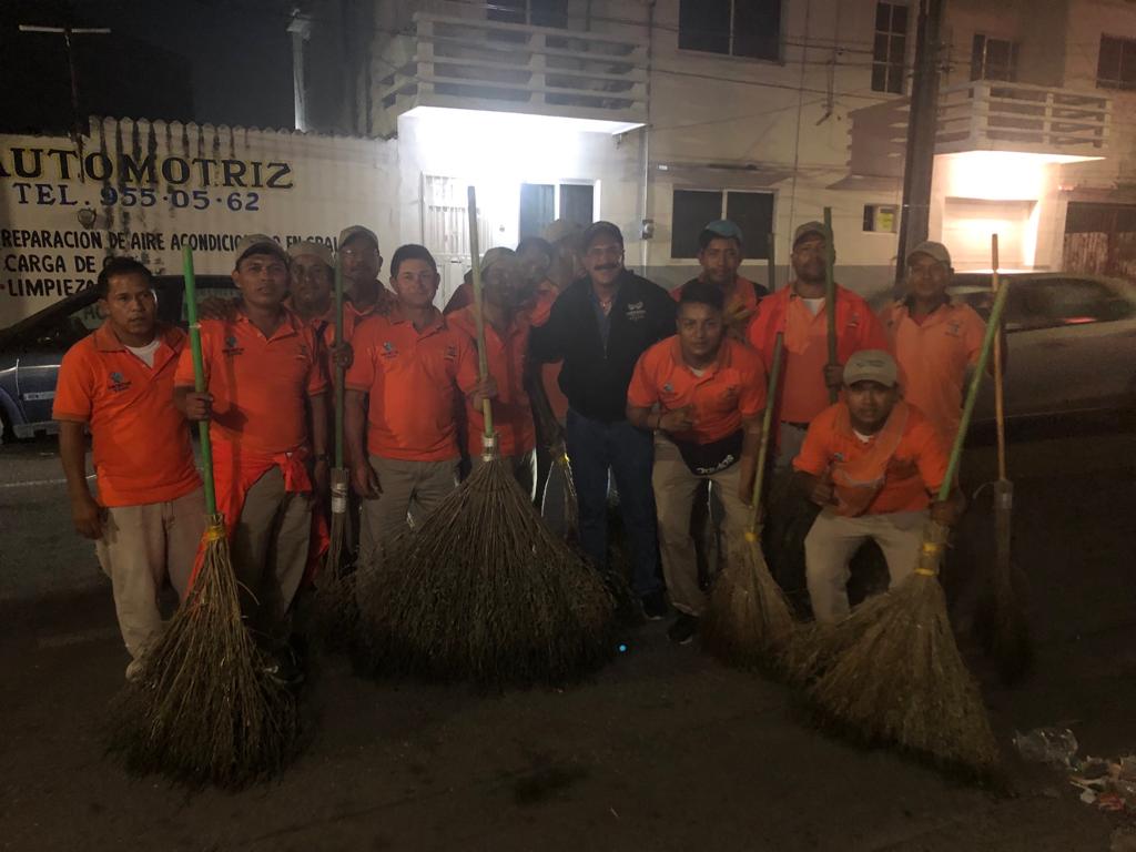 Reconoce Comité labor los Trabajadores de Limpia Pública en el Carnaval de los 500 años