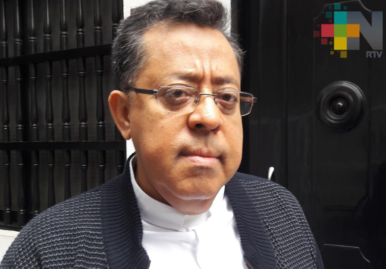 Por coronavirus, hasta el momento no se contempla cancelar misas en Veracruz: padre Víctor Manuel Díaz