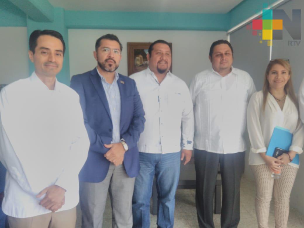 Signan convenio Universidad Cristóbal Colón y Procuraduría del Medio Ambiente