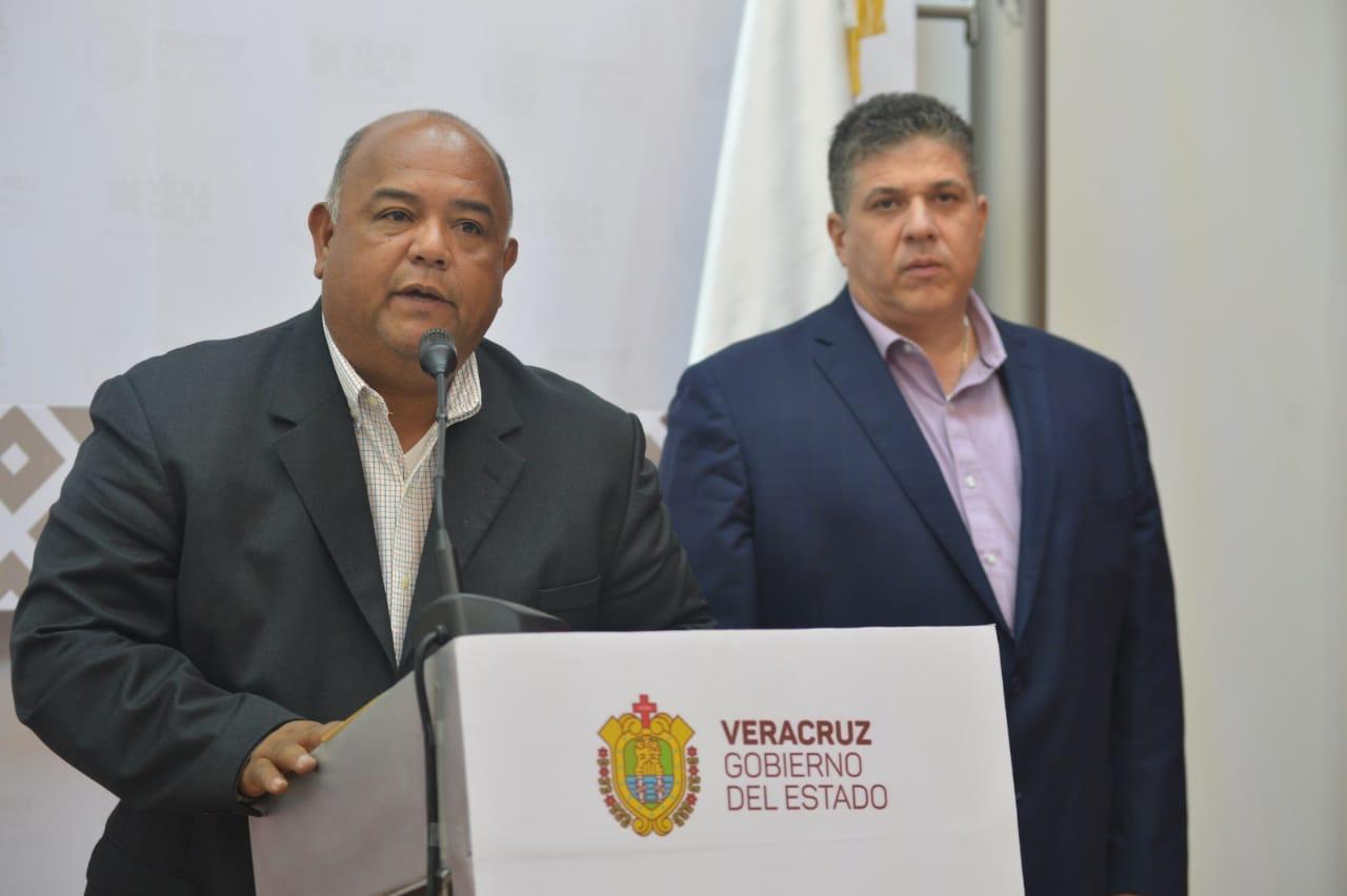 Fiscal miente a los veracruzanos: Eric Cisneros