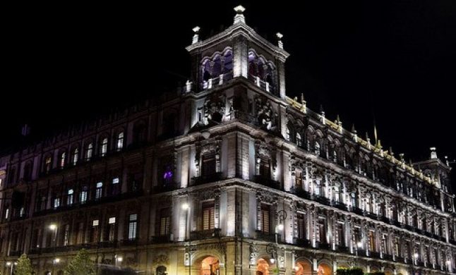 Esta noche, 59 edificios y monumentos capitalinos apagarán la luz